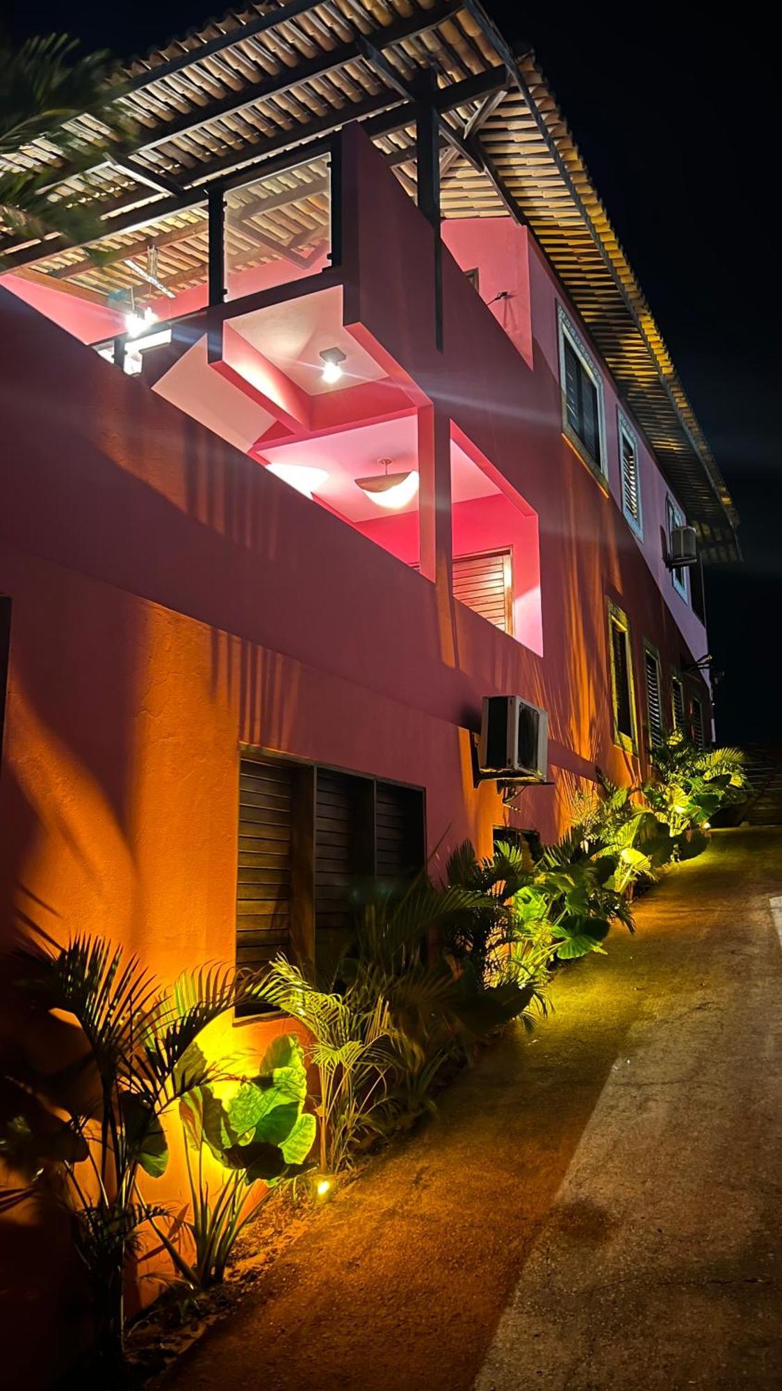 Castelo Pink Boutique Hotel Uruau Bagian luar foto